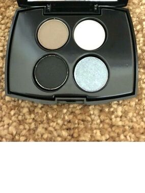 Lancôme Neutral & Cool Tone Eyeshadow Quad - Taupe, White, Black, Silver